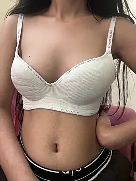 LuxeAura Chat XXX live