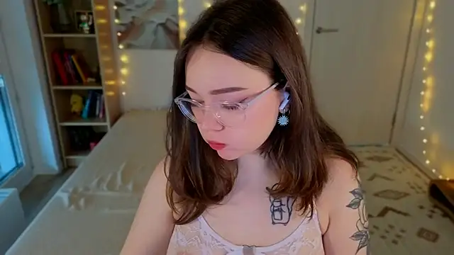MilenaSaint XXX чат на живо