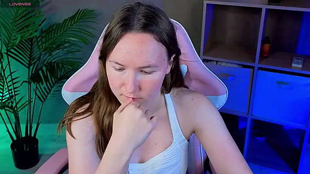 SindieStormm's Live XXX Chat