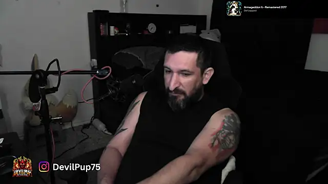 DevilPup75_ 라이브 XXX 채팅
