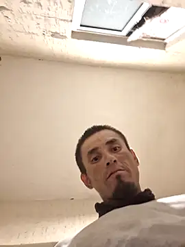 Show modela Wazon420420 na web-kameri