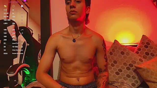 Chat +18 de JacoboSwam ao vivo