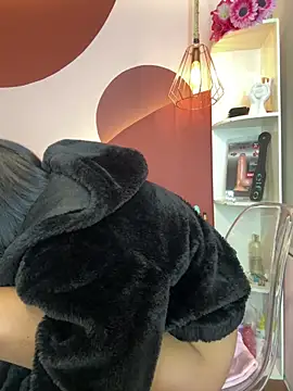 Valkiriia_wiine Adlı Modelin Canlı XXX Sohbeti