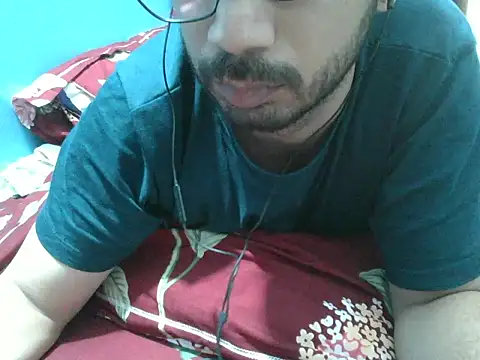 Precumboner Chat XXX in diretta