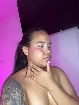 leila_22 élő XXX-chatje