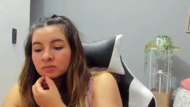 __Emma__11__Lecat_'s Live XXX Chat