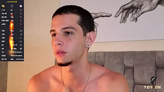isaacblaze_ élő XXX-chatje