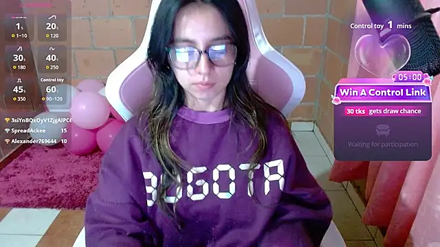 Chat +18 de Maggie_Fox3 ao vivo