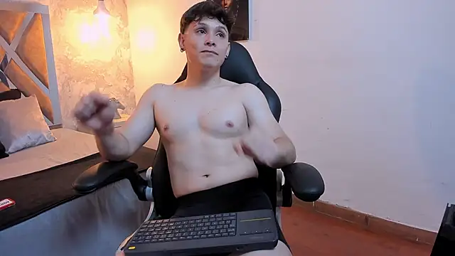 Chat +18 de kraven_lust ao vivo