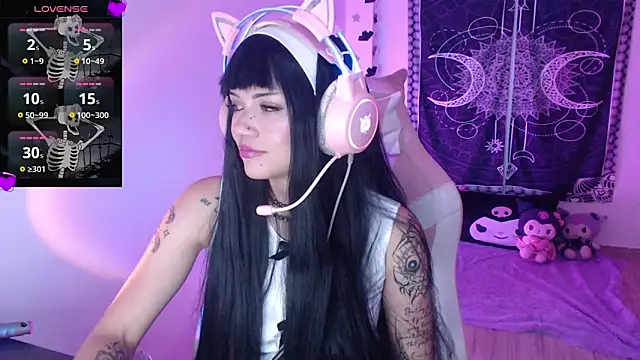 XXX chat uživo modela cyberd0ll66