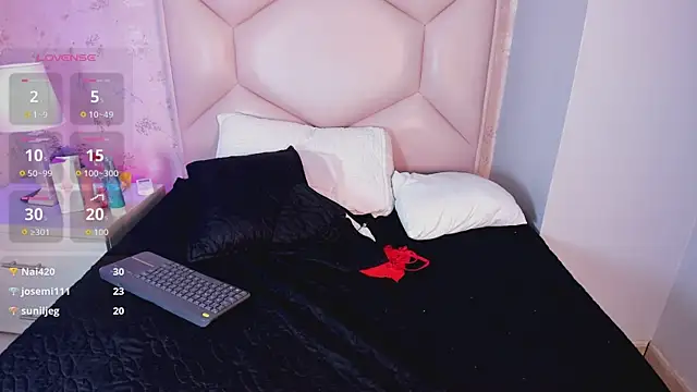 Nasly_Moore: απευθείας συνομιλία ΧΧΧ