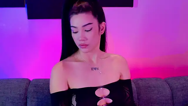 ambar_midnigth's Live XXX Chat