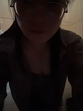 h-139431 现场XXX聊天