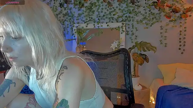 tattoo_art_baby Chat XXX in diretta