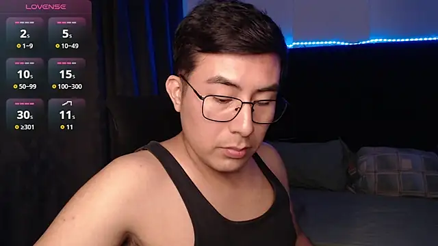 Chat XXX ao vivo de andrewmhilton_