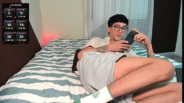 tom_Howard 现场XXX聊天