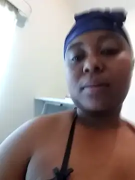 Chat +18 de AcetousAbb ao vivo
