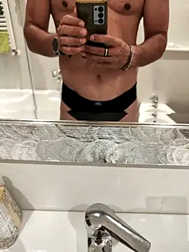 XXX chat uživo modela francesc80