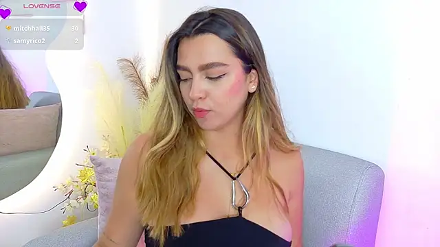Ambar_Carter Live XXX-Chat