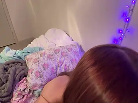แชท XXX สดของ LaylaKutiex