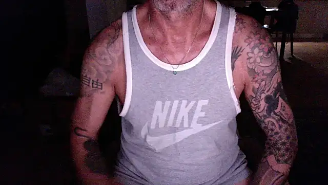 love_save_the_world Webcam show