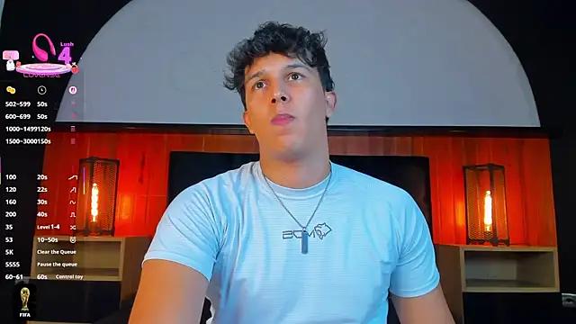Chatroom XXX en direct de Leo_Savage_