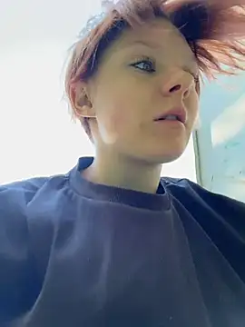 XXX chat uživo modela NinaParri