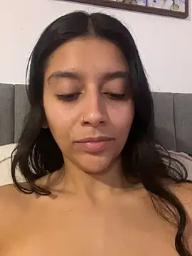 BrittanyDiaz Chat XXX in diretta