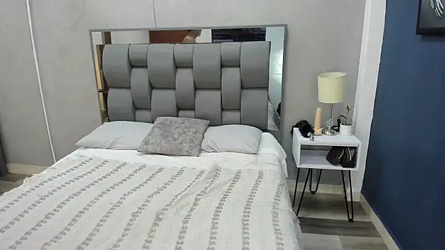 Daphne_Leia 라이브 XXX 채팅