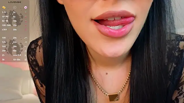 Cassadyy Chat XXX in diretta