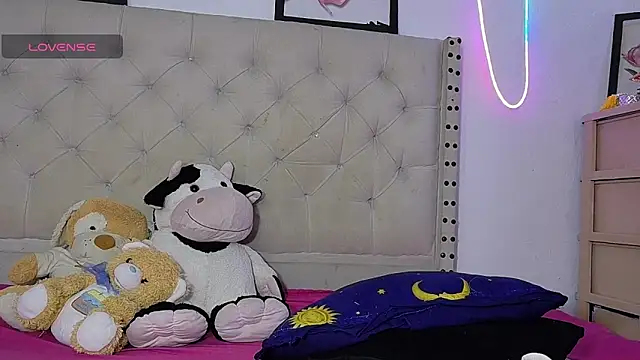 Chat XXX en directo de Sweet_baby_hellen