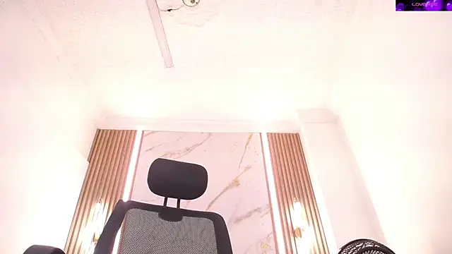 Mariana_RojasのライブXXXチャット