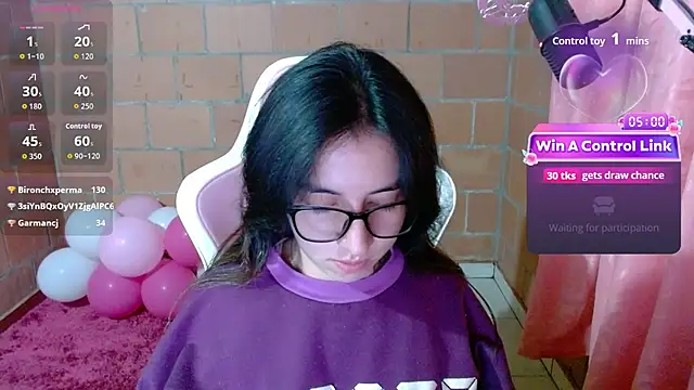 Maggie_Fox3 élő XXX-chatje