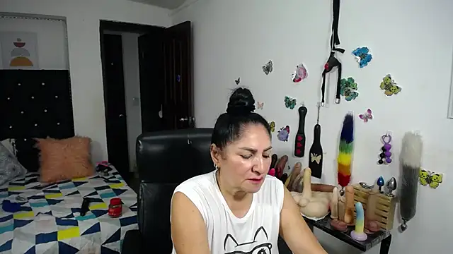 mature_bigboobs10n Live XXX chat