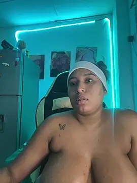 Czat XXX na żywo – morena-2025