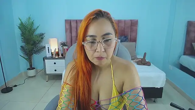 nana_levy's Live XXX Chat
