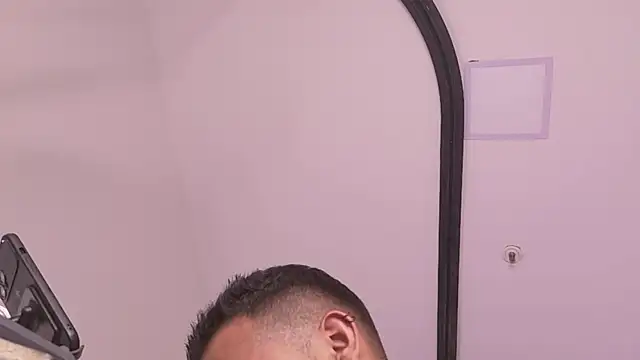 دردشة mister_miike الجنس ية المباشرة