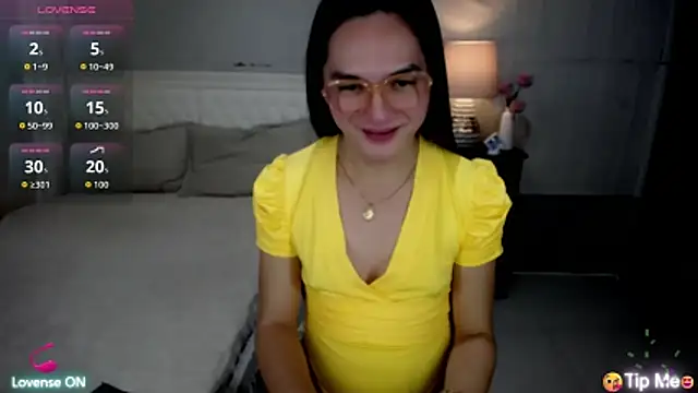AsianSweetHeartxX's Live XXX Chat