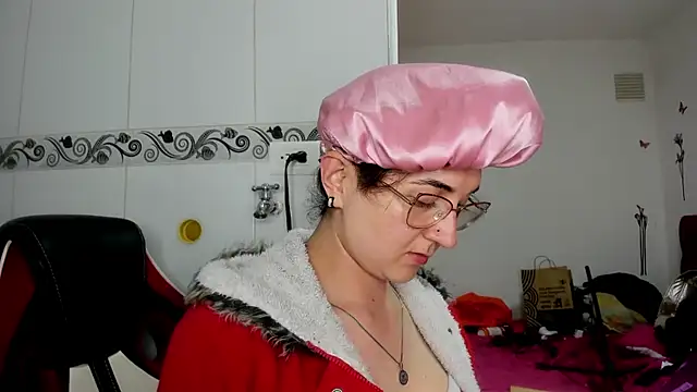 Sweet-Suck69's Live XXX Chat