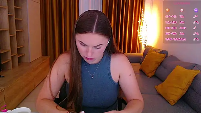 XXX chat uživo modela mia_bloomy