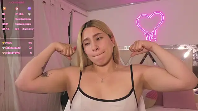 Chat XXX en directo de saaya_tay