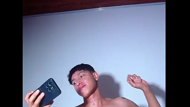 Chatroom XXX en direct de rowanbig