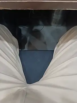 הופעת וובקאם של Hot_Sexy_Sk