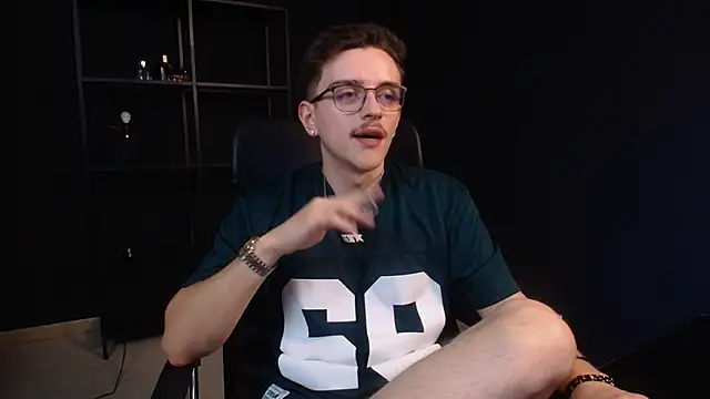 FelixStarkk 现场XXX聊天