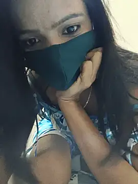 Shanaya_001 live XXX chat