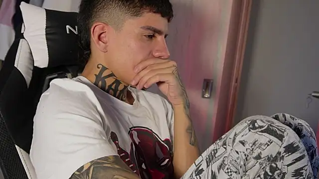 Chat XXX en directo de Angel_Luna0