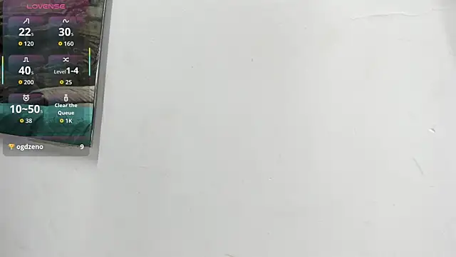 May-Clanfort's Live XXX Chat