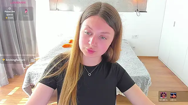 XXX chat uživo modela Kitkatvel
