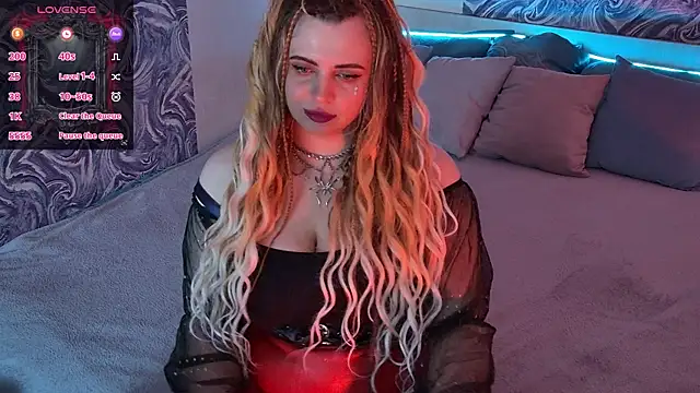 Miss_Maya_Mils live XXX chat