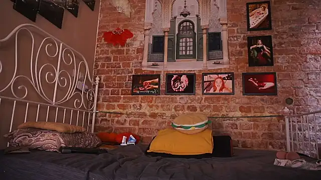 ass_gives Live XXX Chat